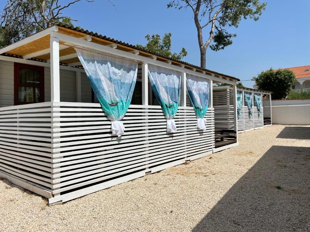 Dalmacia Mobile Homes And Caravans At The Beach Privlaka  Exterior foto