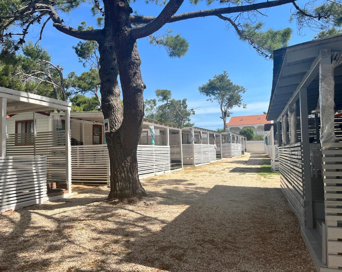 Dalmacia Mobile Homes And Caravans At The Beach Privlaka  Exterior foto