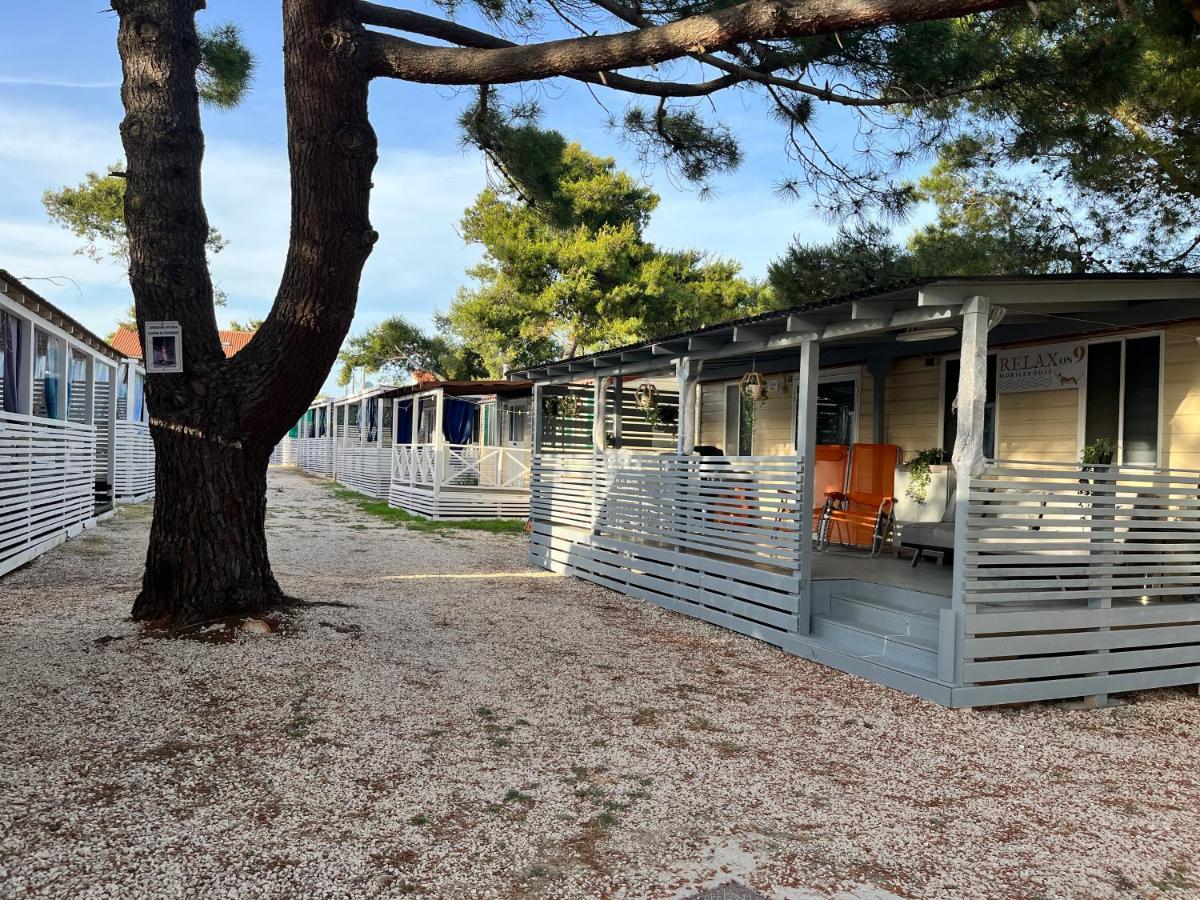 Dalmacia Mobile Homes And Caravans At The Beach Privlaka  Exterior foto