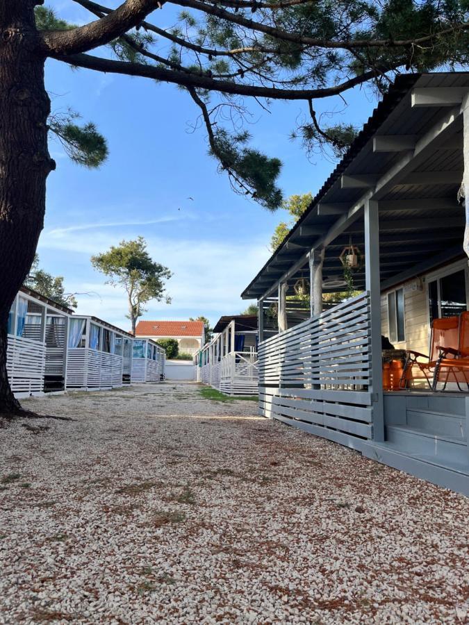 Dalmacia Mobile Homes And Caravans At The Beach Privlaka  Exterior foto